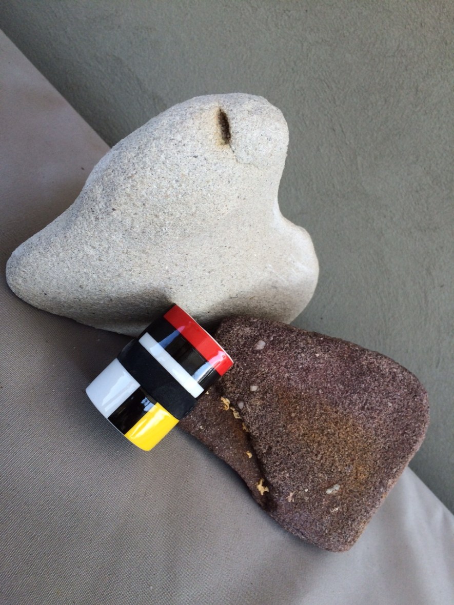 Two rocks and a Mondrain-like pattern